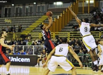 Playoff Legadue: Novipiu’ Casale batte Verona e vola sul 2-0 Playoff Legadue: Novipiu’ Casale batte Verona e vola sul 2-0