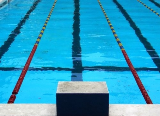 Sulla piscina la delusione degli atleti e l’invito al Comune: ‘ci paghi almeno i costi per i disagi’
