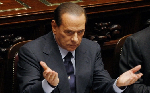 Berlusconi si arrende ai numeri e vota la fiducia al Governo Letta. Borioli:’un’operazione rocambolesca’ Berlusconi si arrende ai numeri e vota la fiducia al Governo Letta. Borioli:’un’operazione rocambolesca’