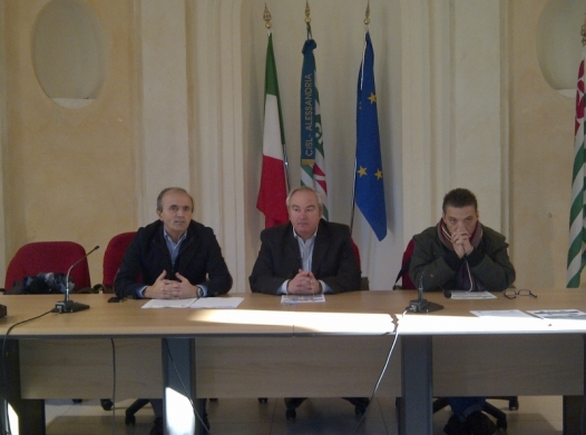 Dieci pullman pronti a raggiungere Torino per la manifestazione di Cgil, Cisl e Uil
