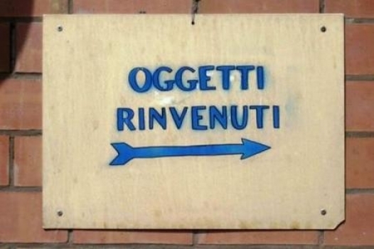 L’elenco degli oggetti smarriti. Se avete perso qualcosa potrebbe essere dai Vigili
