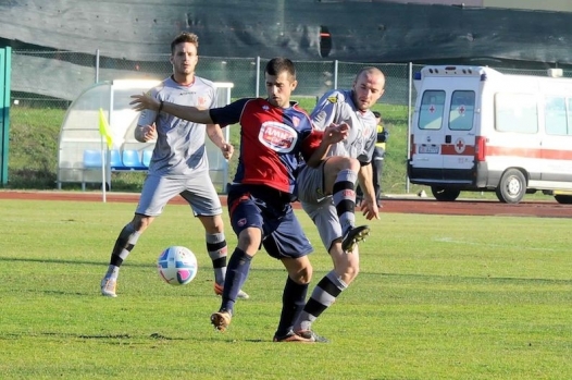 Grigi: finalmente i tre punti lontano dal Mocca. Alle 21.05 la replica di Gold Sport Lunedi’, con Mirco Spighi