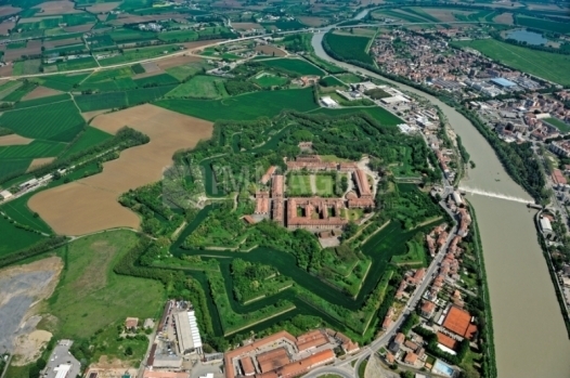 Tutti al Duomo con i grigi nel cuore. L’Alessandria calcio si presenta