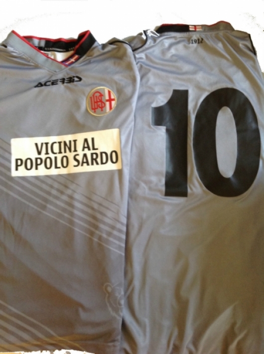 Grigi solidali col popolo sardo