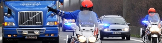 Controlli a tappeto su tir e bus: la Stradale di Alessandria partecipa al programma Tispol
