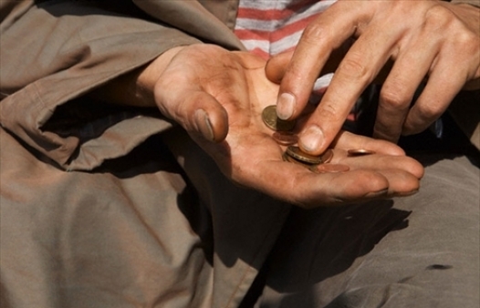 Ogni giorno ‘un nuovo povero’ bussa alla porta della Caritas