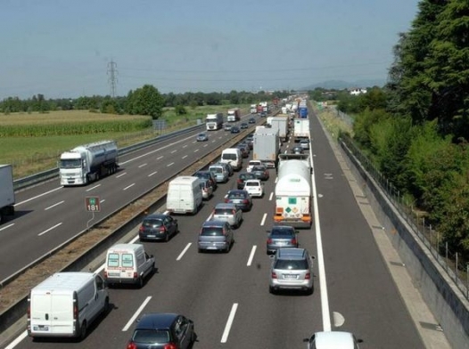 Tamponamenti sulla A21: code