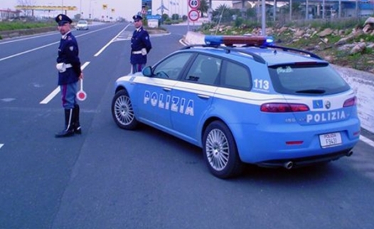 Espulso dal Prefetto era tornato in Italia. Arrestato dalla polizia stradale di Ovada