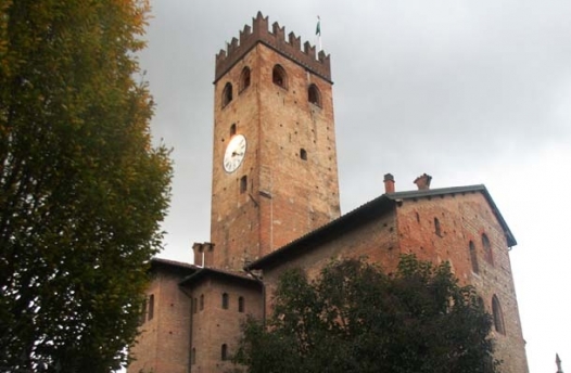 Appuntamento ‘storico’ a Castelnuovo tra vino e spettacoli