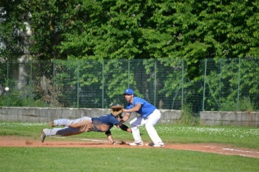 Baseball: i Blue Soxs cedono il passo ai Jacks