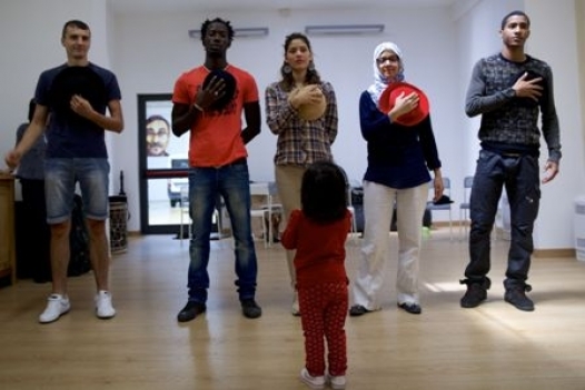 ‘L’Italia sono anch’io’: a teatro con giovani stranieri