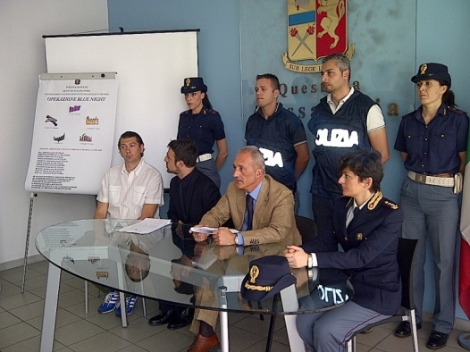 Prostituzione e favoreggiamento dell’immigrazione clandestina: 13 arresti e 5 night posti sotto sequestro