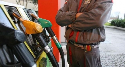 Proclamato lo stato di agitazione dei benzinai. I primi disagi sabato 14 giugno