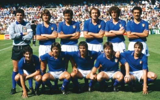 La storia di altre maglie mondiali su Radio Gold News: dall’Italia fino al Sudamerica