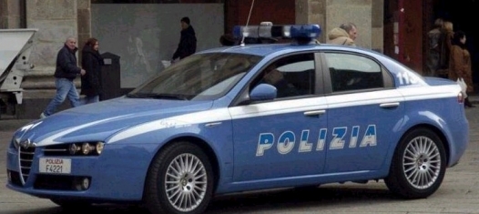 Chiuso per un mese e mezzo il bar ‘Nuoto Club’. Saracinesche abbassate per 2 settimane, invece, al bar ‘Genova’