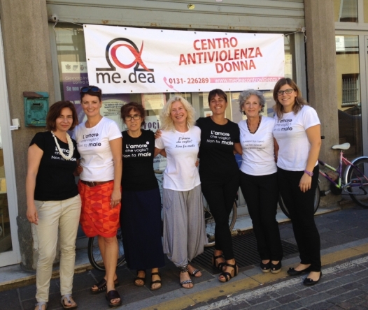 Il centro antiviolenza Me.dea si scaglia contro i fondi ‘a pioggia’ del Governo