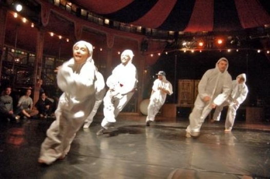 Un fine settimana con il circo ‘Extra Vagante’ dei Magda Clan