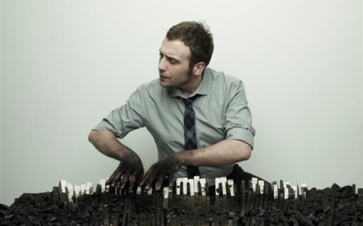Benvenuti nell’"inferno musicale" di Raphael Gualazzi [AUDIO]