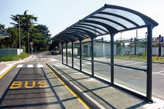 Da lunedì i bus ?a chiamata? in provincia: le modalità di prenotazione e tutte le altre corse