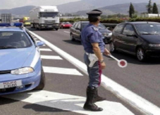 Riciclaggio di ciclomotori: ancora un arresto da parte delle agenti della Polstrada