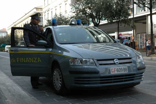 Controlli della Finanza durante una sagra nel tortonese: oltre 100 scontrini non emessi