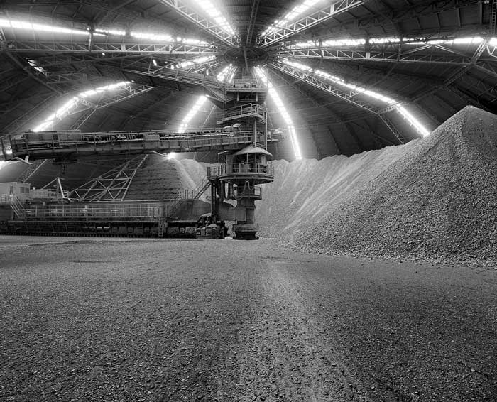 Inaugura oggi la mostra ‘Industria’ e poi lezione di Philippe Daverio