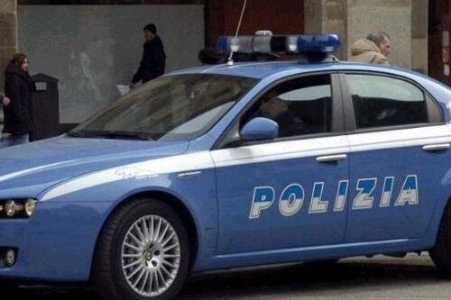 Rapina e accoltella un suo connazionale: 38enne marocchino fermato dalla Polizia