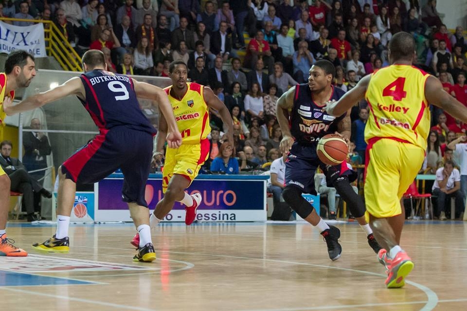 Junior corsara a Barcellona: per Casale rimonta riuscita