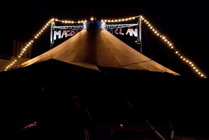 Il circo Extra Vagante dei Magda Clan a Casale