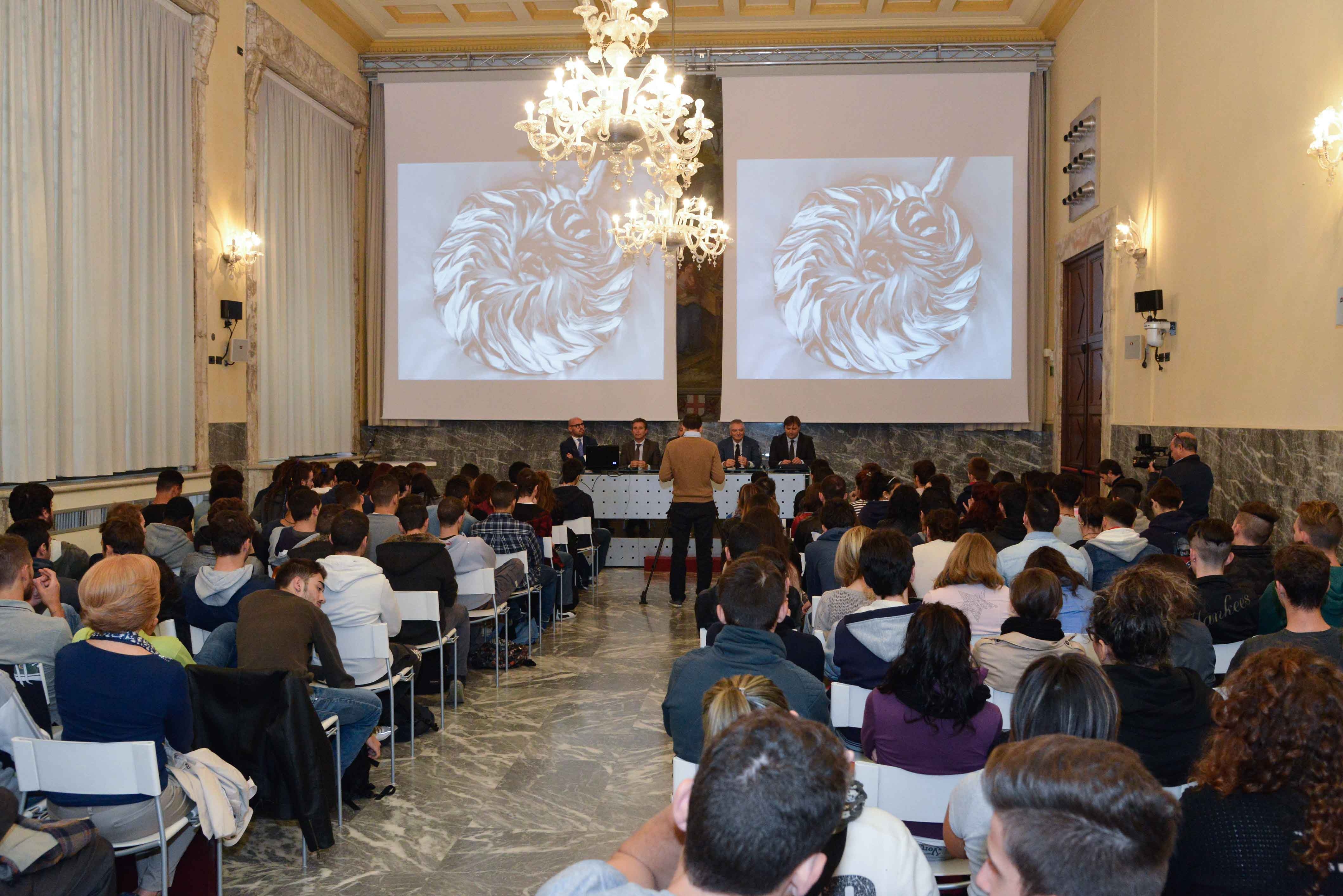  Confindustria Alessandria incontra gli studenti e li guida un viaggio nell’industria tra immagini e testimonianze d’impresa