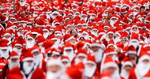 I babbi Natale invadono Valenza