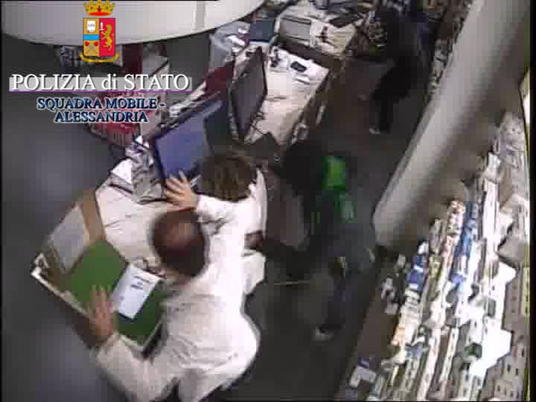 Preso il rapinatore del Cristo [VIDEO]