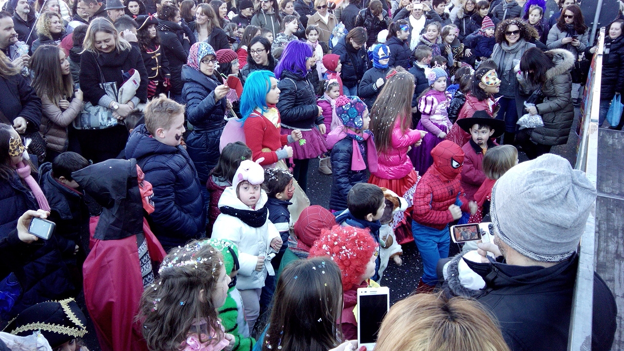 Nel colorato Carnevale alessandrino trionfa il “Galeone” dell’oratorio di Frugarolo [FOTO]