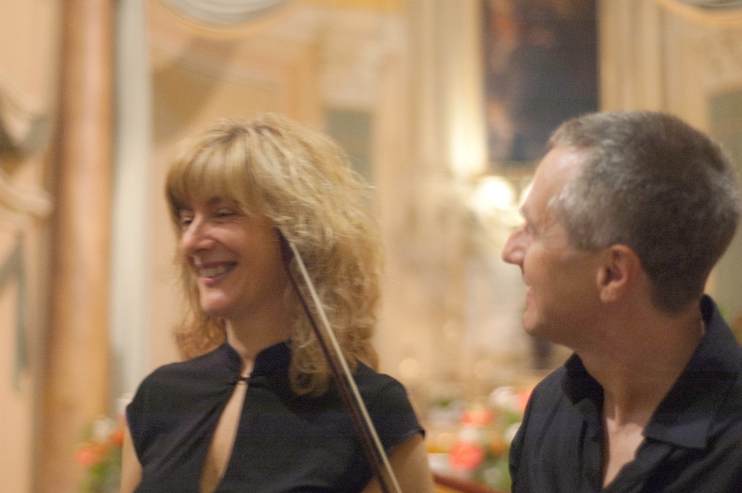 La coppia che non scoppia si esibisce al Vivaldi