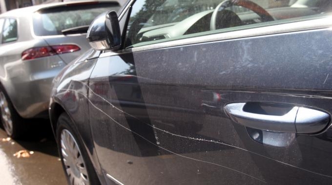 Da dicembre gli rigava l’auto: era l’ex moglie di 67 anni