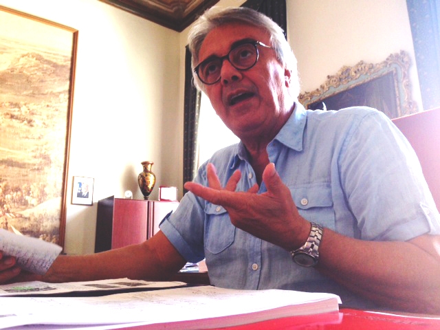 Cassano risponde a chi lo critica: “faccio una politica diversa e se si arrabbiano è perché sono nel giusto. Se mi ricandido? Adesso più sì che no”