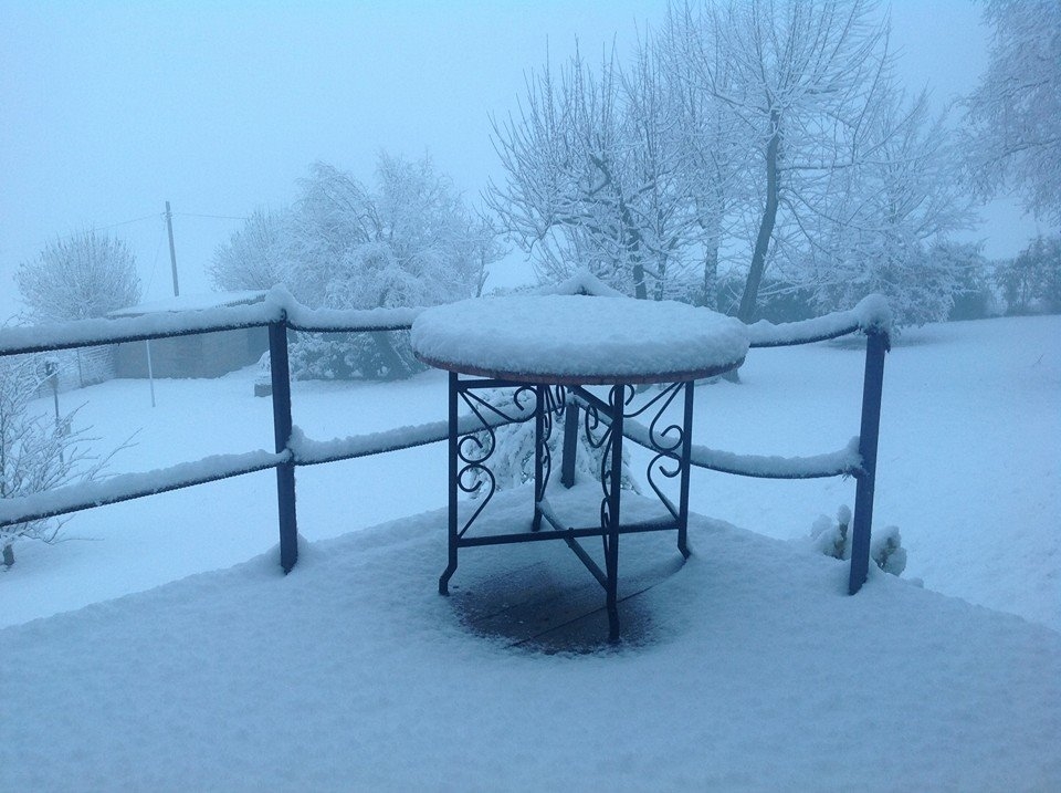 Neve a sorpresa in provincia con qualche disagio