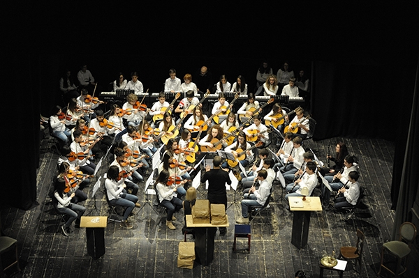 La serata tra teatro e musica di venerdì al Sociale di Valenza [FOTO]