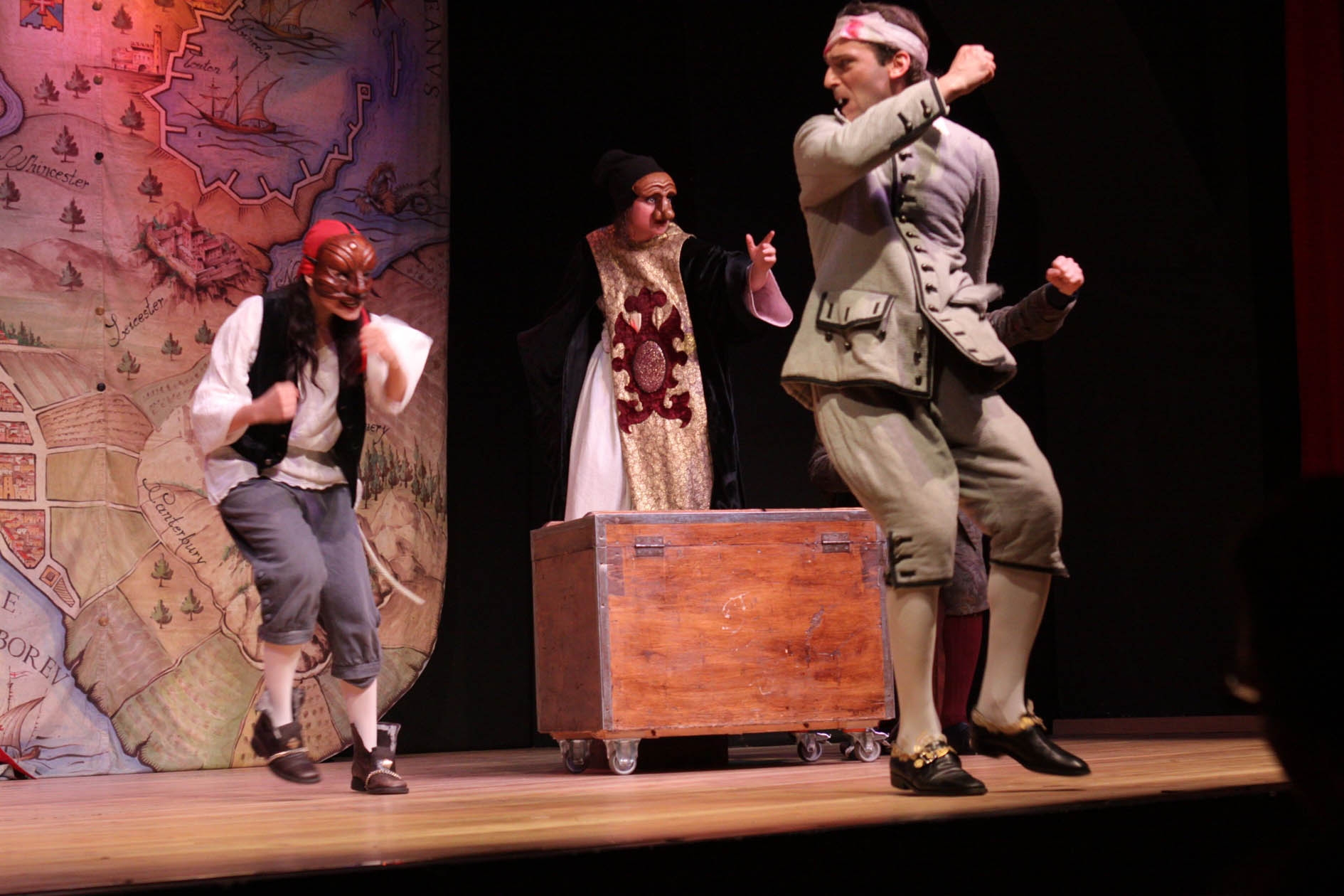 “Le allegre signore di Windsor” dei Fools al Teatro di Costigliole