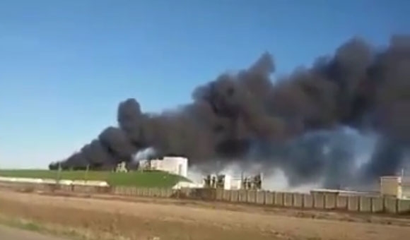Nube nera dal polo chimico [VIDEO][FOTO]