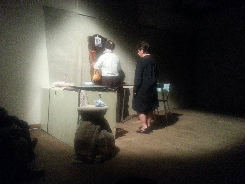 La “commedia della minaccia” di Pinter. Recensione de “Una serata fuori” all’Auditorium Santa Chiara a Casale