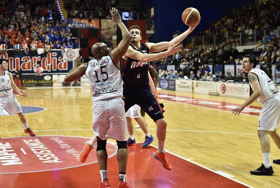 Tonfo della Junior nel derby: Biella vince facile