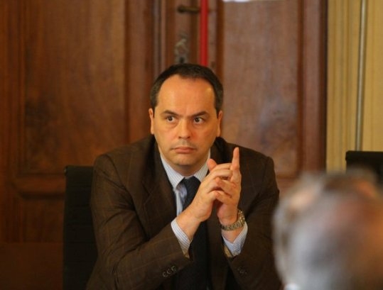 Sulle assunzioni interinali a Palazzo San Giorgio Forza Italia vuole vederci chiaro