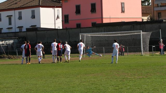 Solo un rigore abbatte la Novese