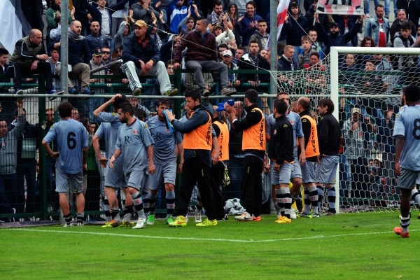Grigi dietro la lavagna dopo il ko contro il Como: ritiro punitivo e bocche cucite [FOTO]
