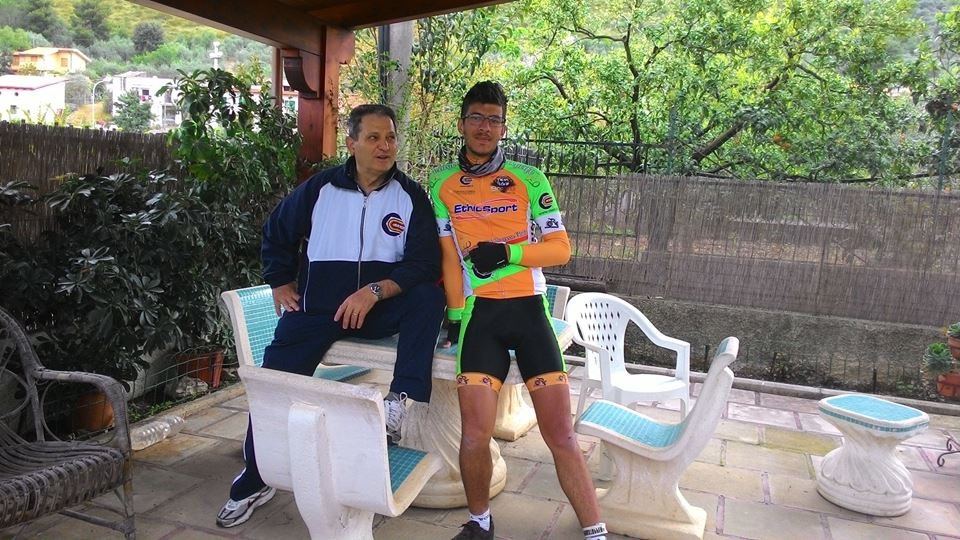 Anche per il ciclista solitario Gianluca tutte le strade portano a Roma