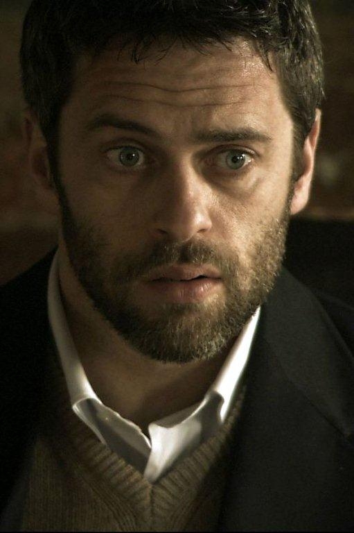 L’alessandrino Massimo Poggio in scena al teatro Ambra