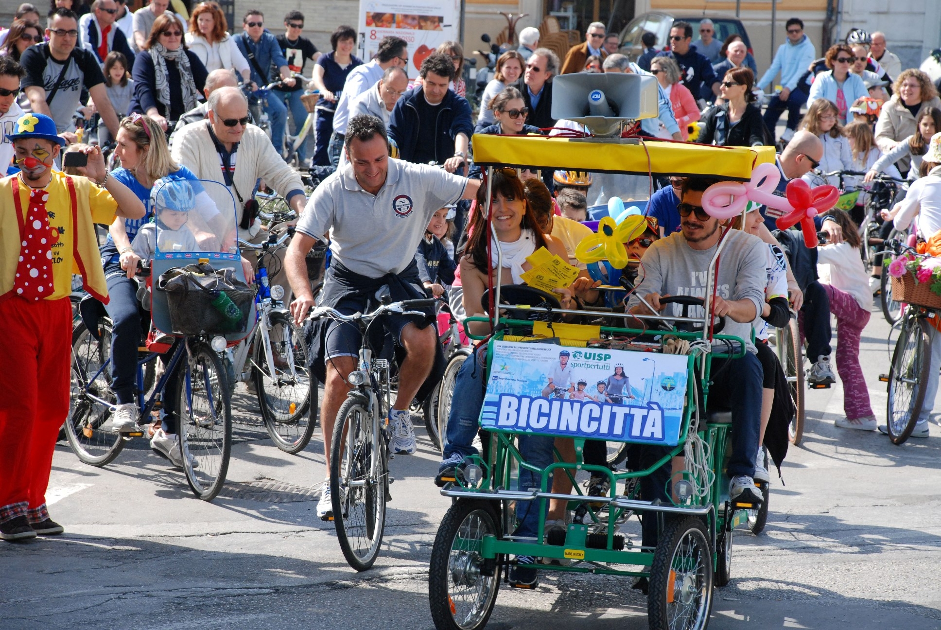 Tutti in sella per la giornata nazionale della bicicletta
