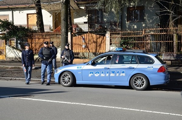 In viaggio per le strade di Spinetta con 55 grammi di cocaina in auto