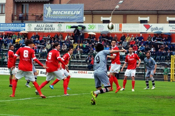 Il Como vola in serie B e per l’Alessandria aumentano i rimpianti